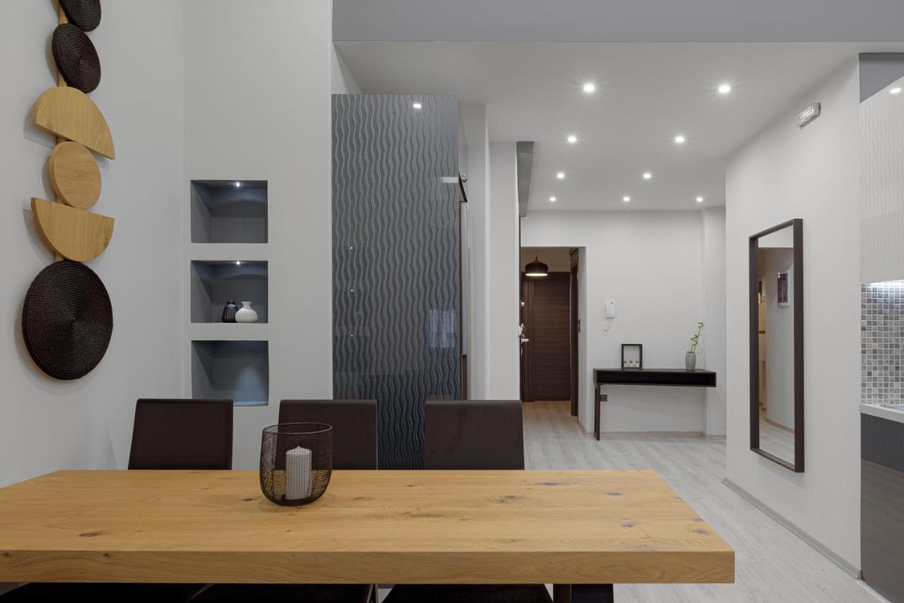 Acropolis Deluxe Apartment Atina Dış mekan fotoğraf
